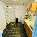 Spacious Modern *