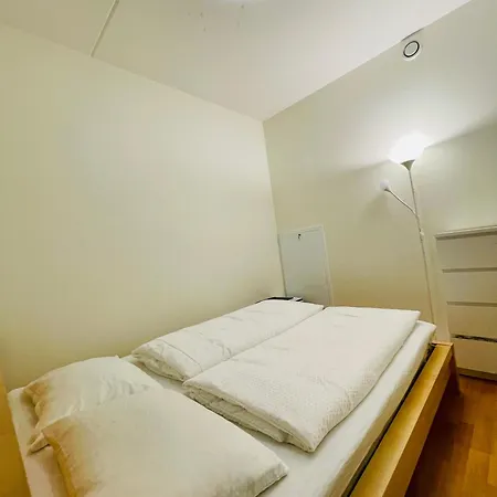 Spacious Modern Lägenhet *